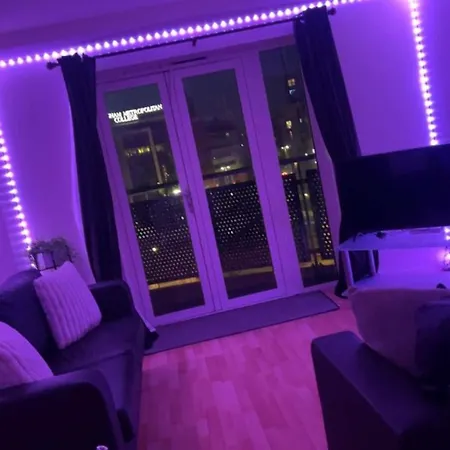 2 Bedroom Luxury Centre